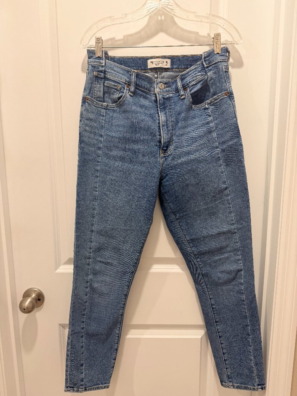 A&F Size 30